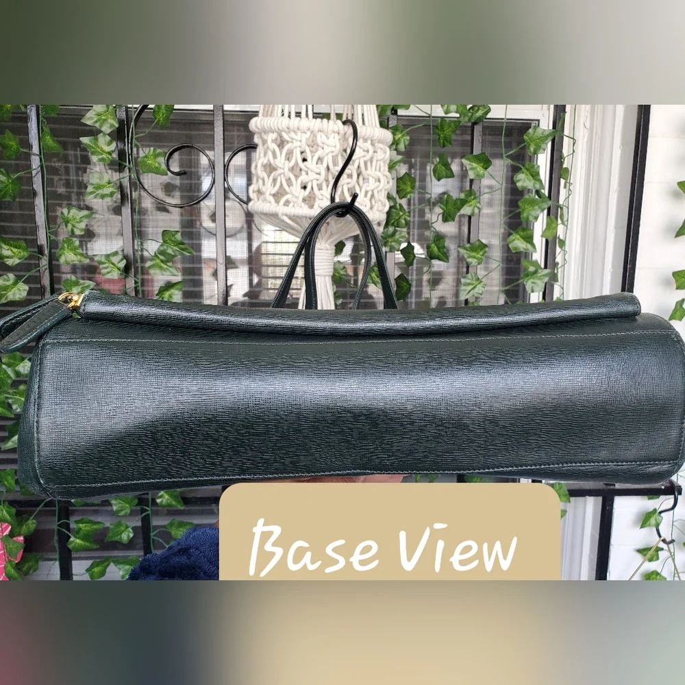 Gucci Structured Green Leather Bag - Picture 16 of 17